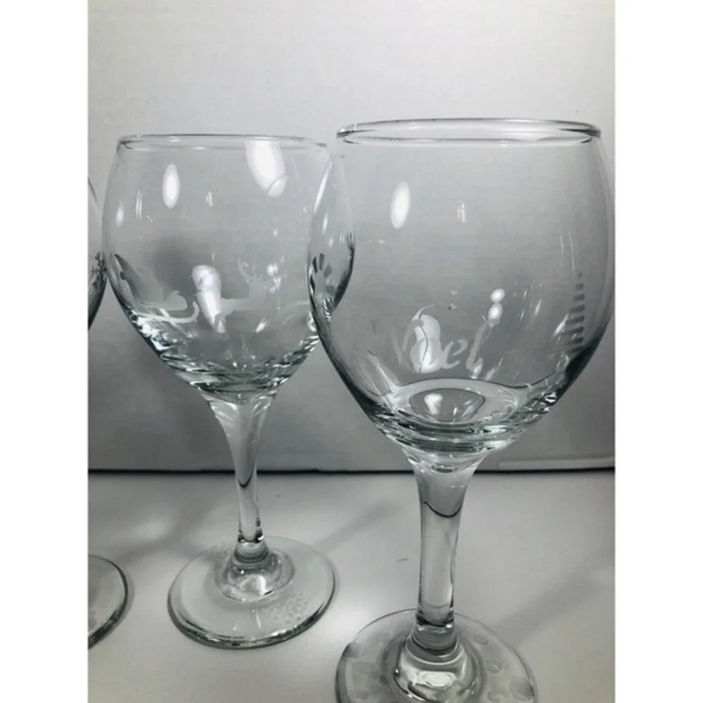 Christmas Wine Glasses With Various Christmas Scenes In White Frosted De…